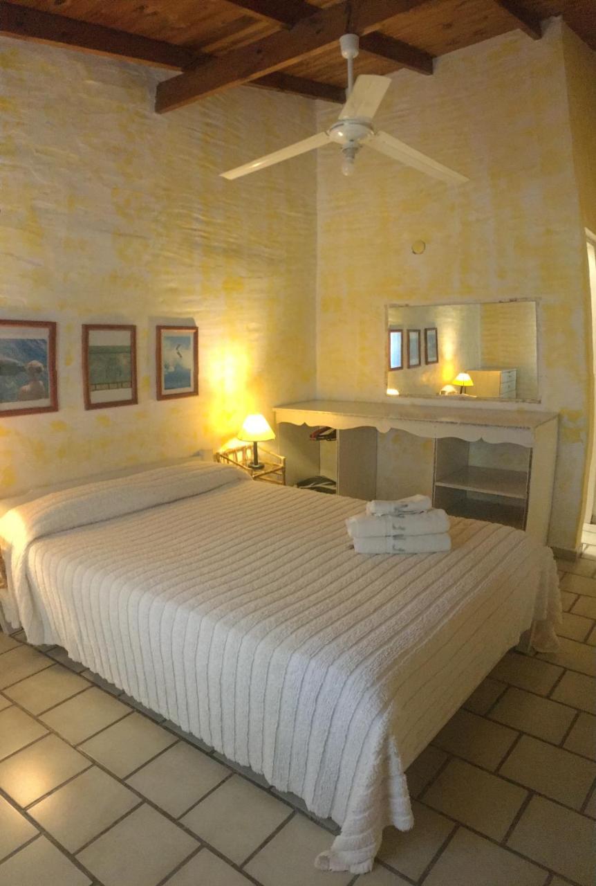 Africa Posada Hotel Pinamar Buitenkant foto